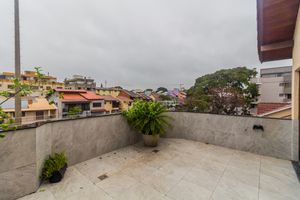 Image 35 - 857702