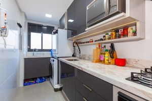 Image 18 - 857704