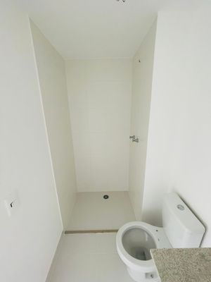 Image 10 - 857716