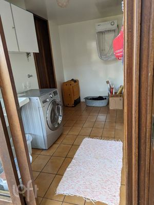 Image 12 - 857801