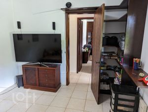 Image 29 - 857801