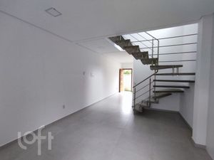 Image 4 - 857802