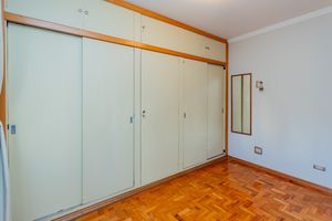 Image 19 - 857803