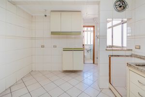 Image 25 - 857803
