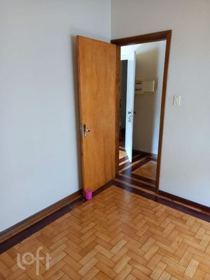 Image 9 - 857850
