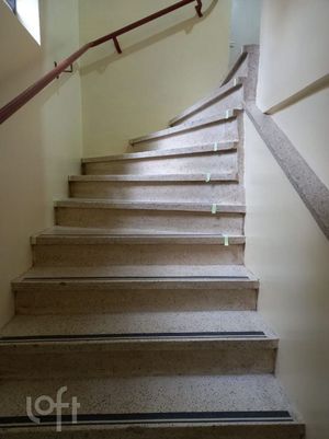 Image 13 - 857850