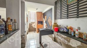 Image 4 - 857854