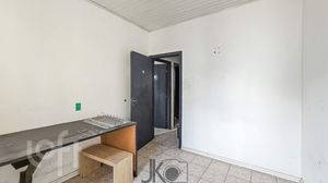 Image 17 - 857854