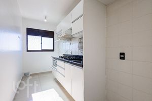 Image 5 - 857866