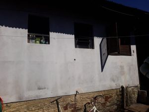 Image 2 - 857870