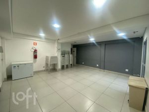 Image 19 - 857885