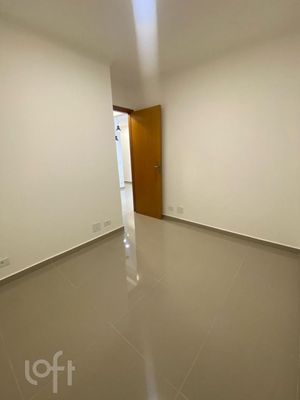 Image 9 - 857885