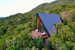 Image 9 - 857893