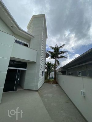 Image 5 - 857904