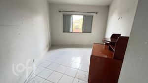 Image 3 - 857906
