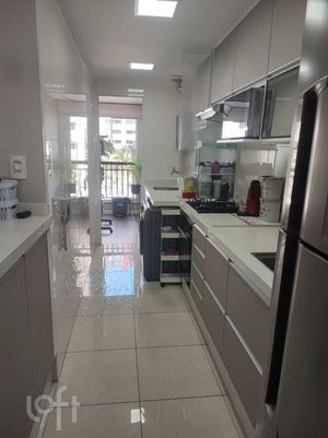 Image 13 - 857918