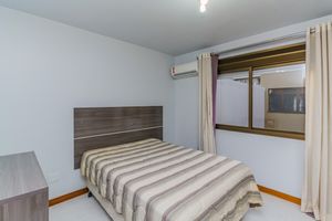 Image 9 - 857977
