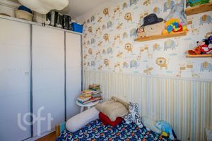 Image 13 - 857989