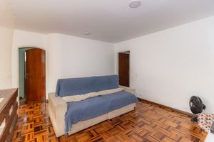 Image 34 - 858017