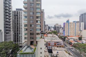 Image 6 - 858028