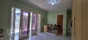 Image 5 - 858031