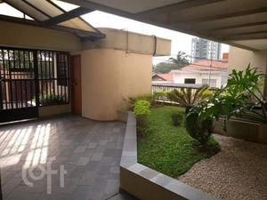 Image 19 - 858040