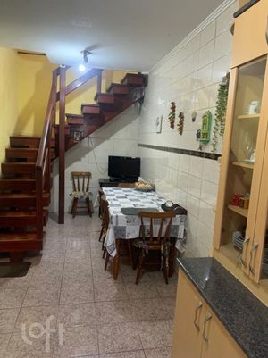 Image 10 - 858068