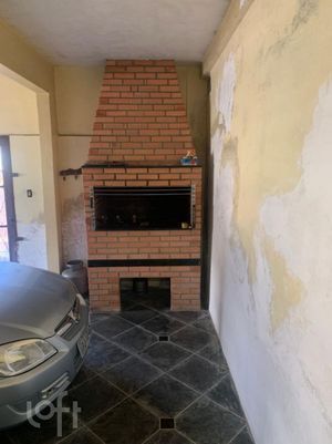 Image 6 - 858068