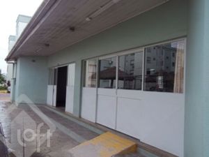 Image 8 - 858076