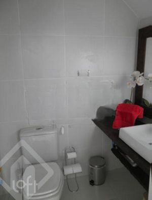 Image 8 - 858079