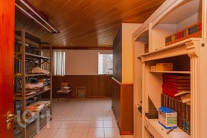Image 7 - 858150