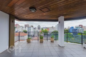 Image 2 - 858150
