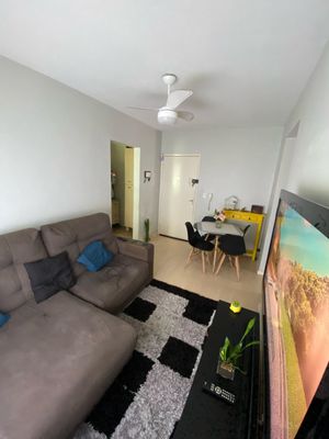 Image 1 - 858153