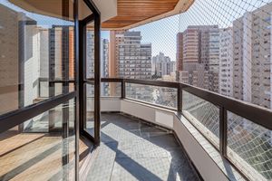 Image 3 - 858160