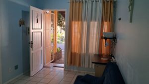 Image 1 - 858179
