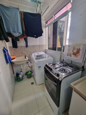 Image 8 - 858180
