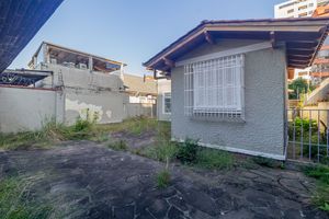 Image 3 - 858191