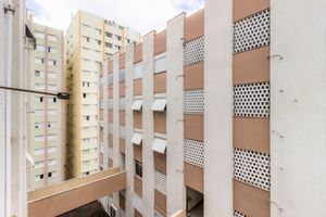Image 11 - 858197