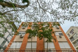 Image 31 - 858240
