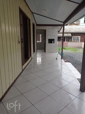 Image 10 - 858242