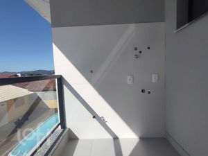 Image 4 - 858244