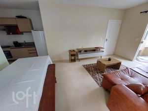 Image 4 - 858266