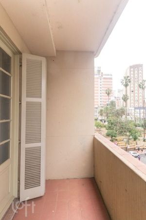 Image 5 - 858275