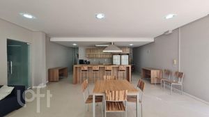 Image 37 - 858281