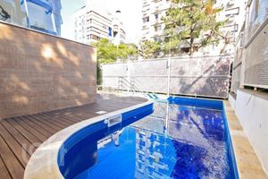Image 9 - 858294