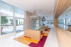 Image 65 - 858312
