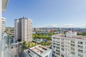 Image 70 - 858312