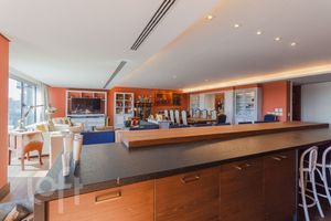 Image 9 - 858312