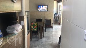 Image 6 - 858337