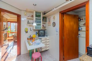Image 22 - 858343